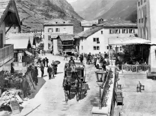during the summer with horse and carriage to Zermatt