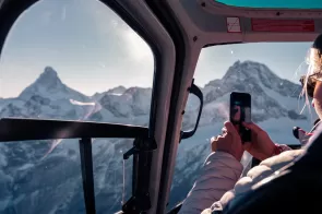 air zermatt, helicopter flight, cockpit, marketing, matterhorn